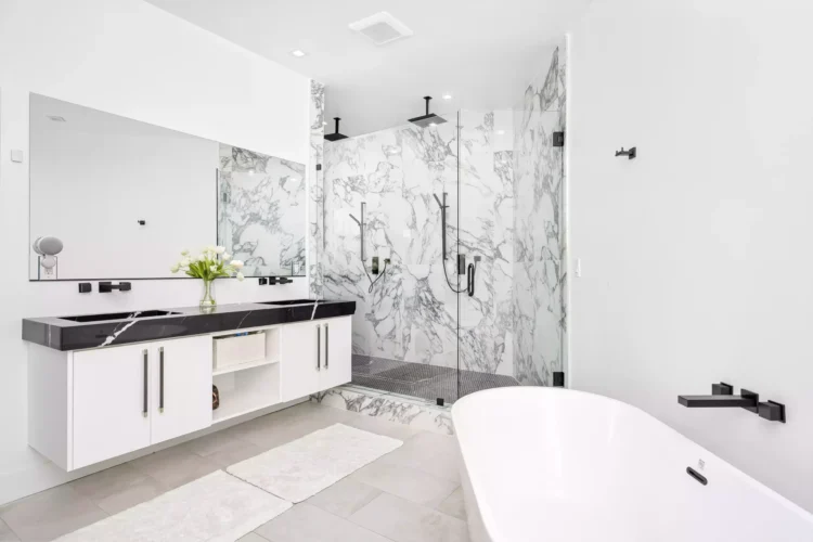 modern-white-bathroom-with-a-luxurious-marble-coun-2024-01-10-22-17-34-utc